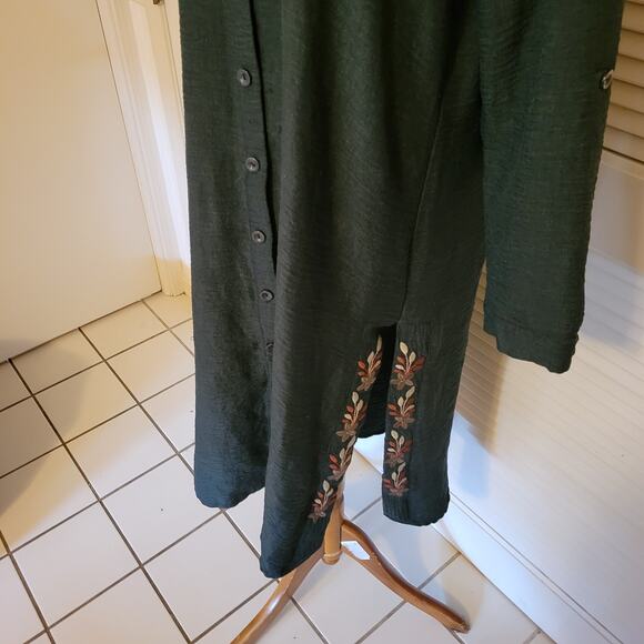Embroidered Button Down Tunic Dress Green She Chocolate Size 3 Flowy Long Sleeve - Picture 3 of 9